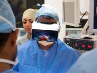 Augmented reality visor to assist doctors during surgery
